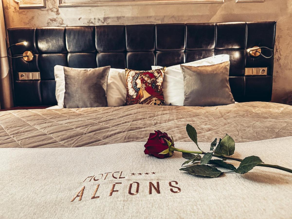 Alfons Boutique Hotel Prague Exterior photo