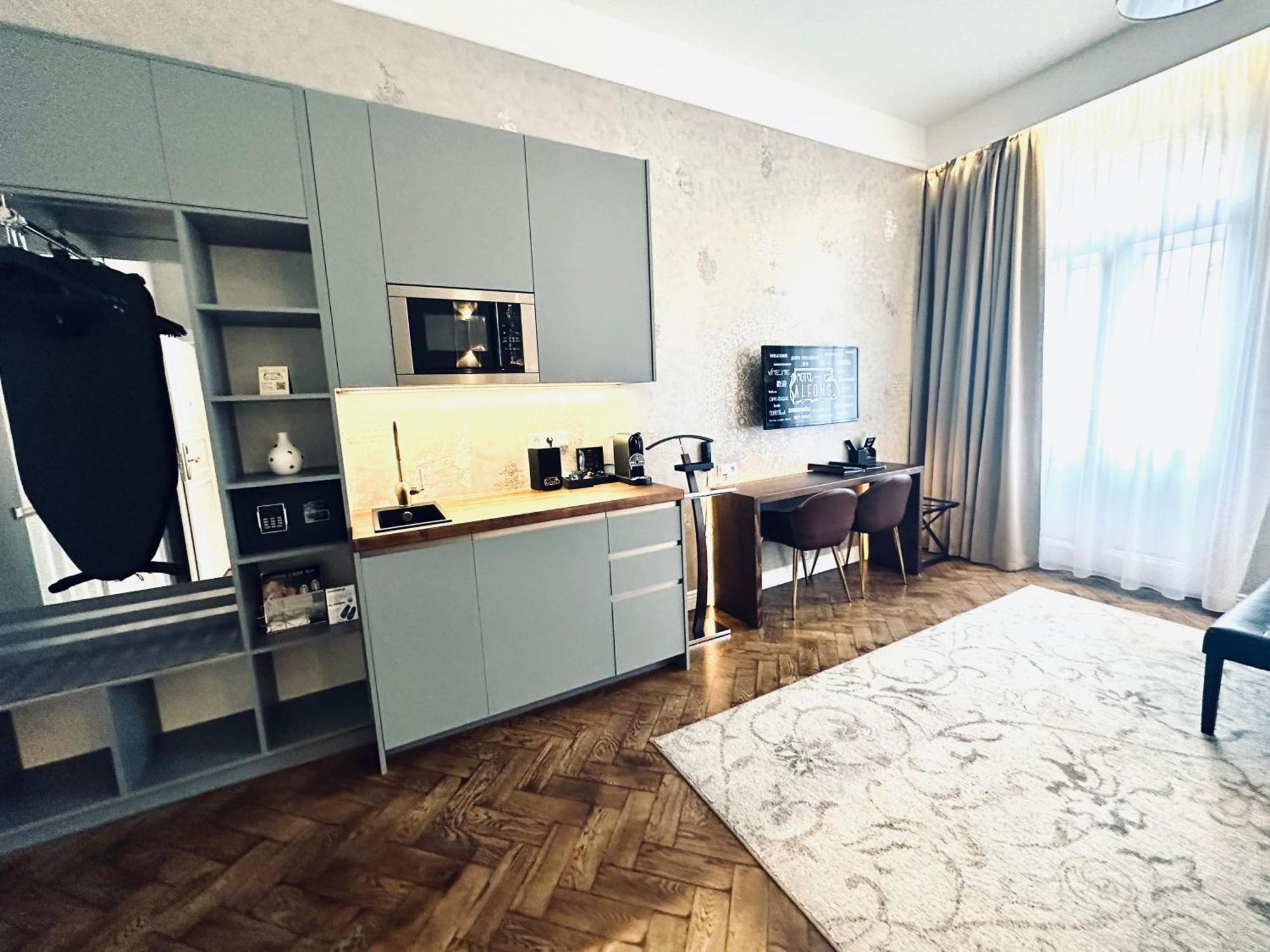 Alfons Boutique Hotel Prague Exterior photo